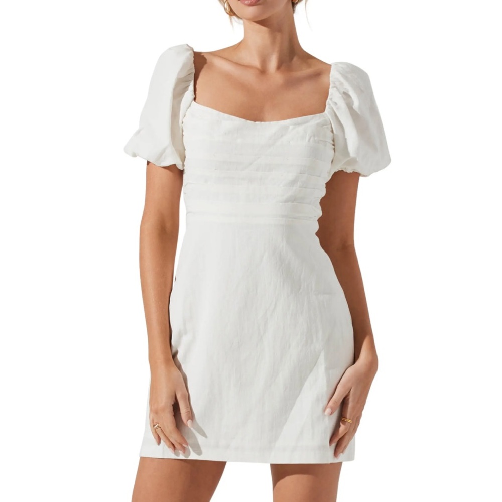 ASTR the Label Pleat Puff Sleeve
Minidress